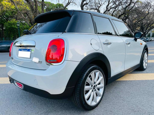 Imagen 6 de 10 de Mini Cooper 2018 1.5 F56 Pepper Wired 136cv
