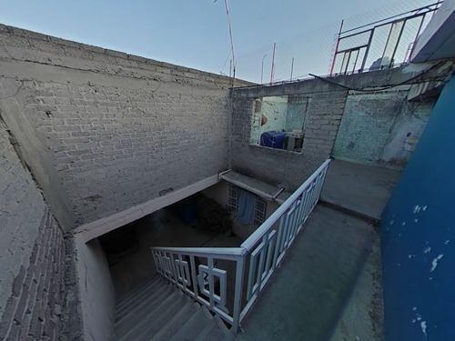 ¡gran Oportunidad En Ecatepec! Casa En Venta Con Distribución En Dos Niveles Y C