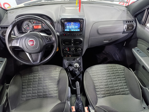Fiat Strada 1.8 MPI ADVENTURE CD 16V FLEX 3P MANUAL