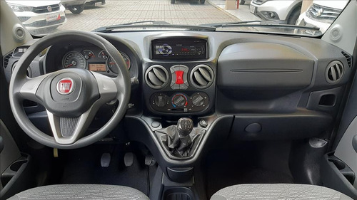 Imagem 5 de 8 de Doblò 1.8 Mpi Essence 7l 16v Flex 4p Manual