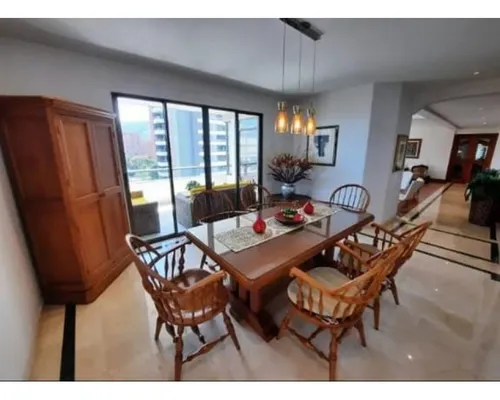 Apartamento En El Poblado