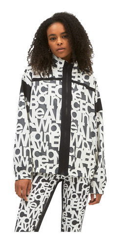 Campera New Balance De Dama Printed Woven - Wj13173bkw