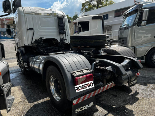 Imagem 3 de 8 de Scania P 340 2010 4x2, Rogerio Caminhoes