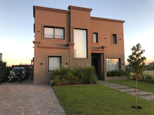 Casa En Venta Villanueva, Vila Marina 1