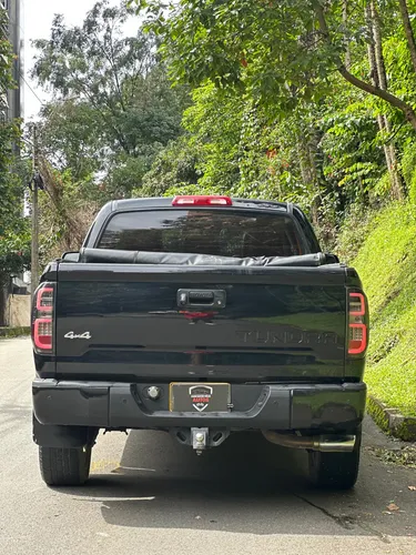 Toyota Tundra 5.7 Crewmax Platinum