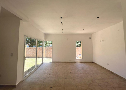 Imagen 10 de 17 de Casa Dos Dormitorios Funes