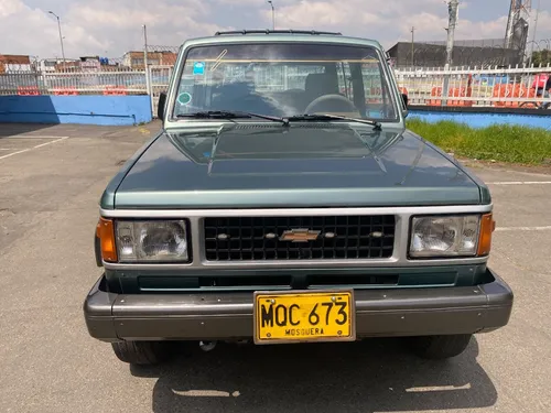 Chevrolet Trooper 2.6 Std