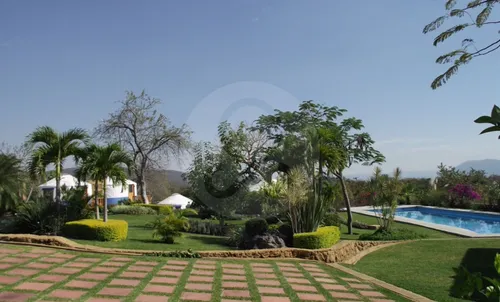 Casa Uso De Suelo En Venta En Pueblo Tetecalita