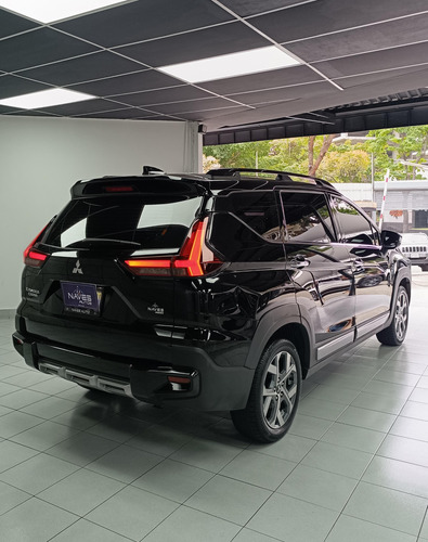 Mitsubishi Xpander Cross