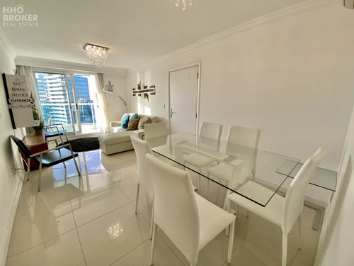 Apartamento En Venta Y Alquiler De 2 Dormitorios Piso Alto - Casino Tower