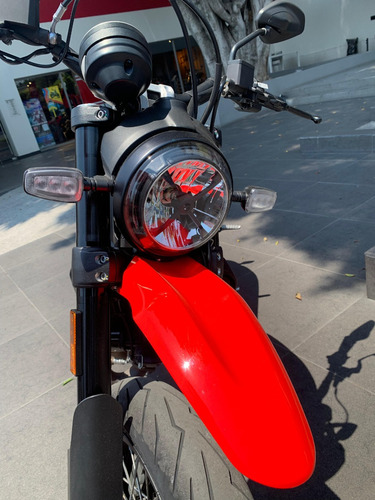 Scrambler Urban Motard Demo 2023
