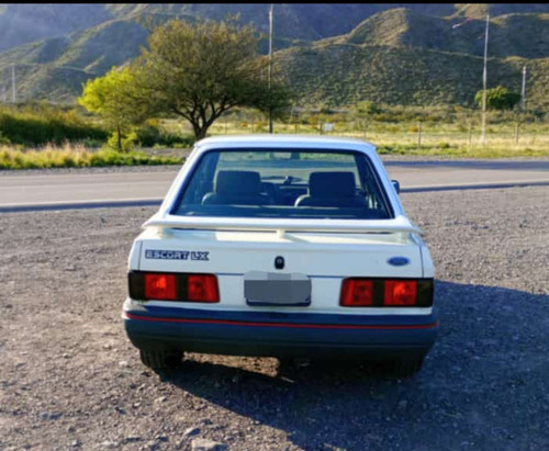 Ford Escort 1.6 Lx