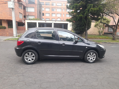 Peugeot 307 2.0 Xt Hatchback