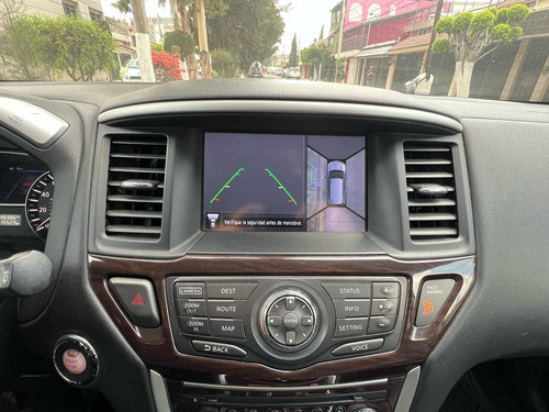 Nissan Pathfinder Exclusive V6 At