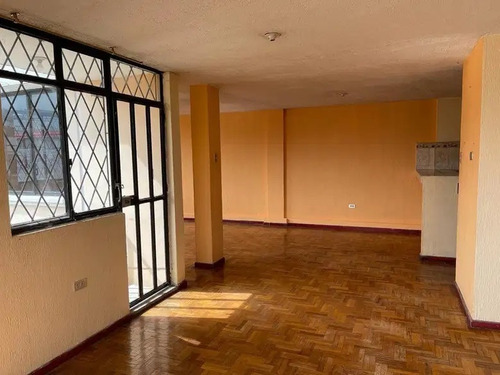 Imagen 12 de 20 de De Oportunidad Vendo Departamento, Cerca Al Quicentro Sur