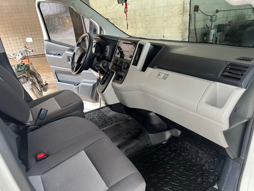 Toyota Hiace 2.8 Tdi Wagon 6at 10a