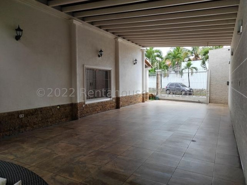 Imagen 26 de 28 de Lujosa Casa Quinta Totalmente Amoblada Urb. Guaracarima La Victoria 23-17246 Ejc 04243439046