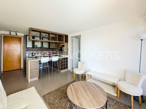 Venta Dpto. De 2 Dorm. Estilo Mariposa, C. Laguna