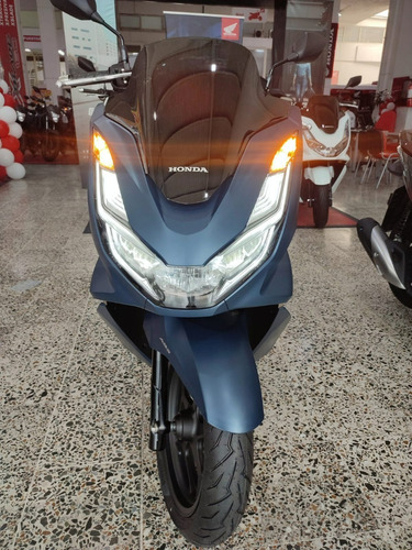 Imagen 9 de 16 de Honda Pcx 160 Abs 2024 7 De Agosto