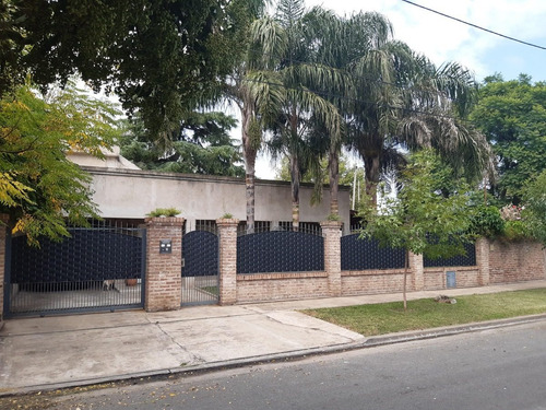 Imagen 3 de 9 de Cinta Cubre Cerco / Cinta Plástica Para Alambrados Y Rejas