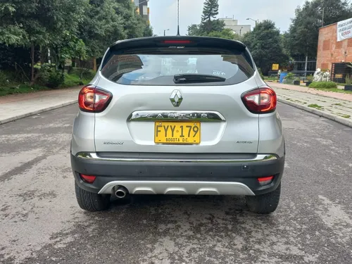 Renault Captur 2.0 Intens Automática