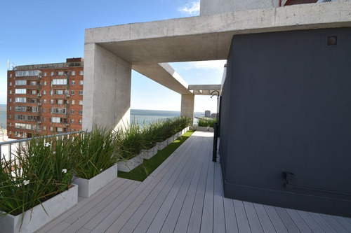 Apartamento En Venta De 2 Dormitorios En Barrio Sur