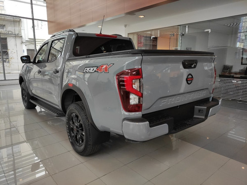 Imagen 2 de 13 de Nissan Frontier Pro - 4 4 X 4 Diesel Automatica 2.5 2022 0km