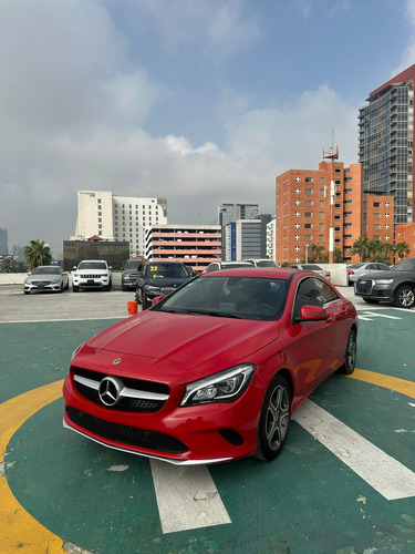 Mercedes-Benz Clase CLA 4p 200 CGI L4/1.6/T Aut