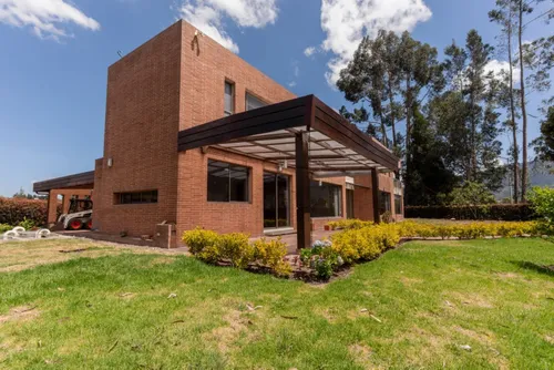 Casa En Venta En Guaymaral. Cod V4316