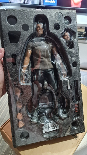 Exterminador Futuro Marcus John Connor Terminator Hot Toys
