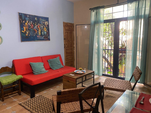 Alquiler Apartamento Amueblado De Dos Habitaciones Con Piscina Próximo A La Zona Colonial, Ciudad Nueva, Santo Domingo