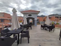 Comprar Exclusivo Townhouse De 3 Niveles En Terrazas De Camoruco, Valles De Camoruco, Valencia Edo. Carabobo (obra Blanca)