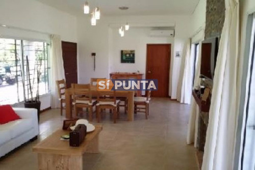 Imagen 3 de 12 de Casa En Mansa, 3 Dormitorios *