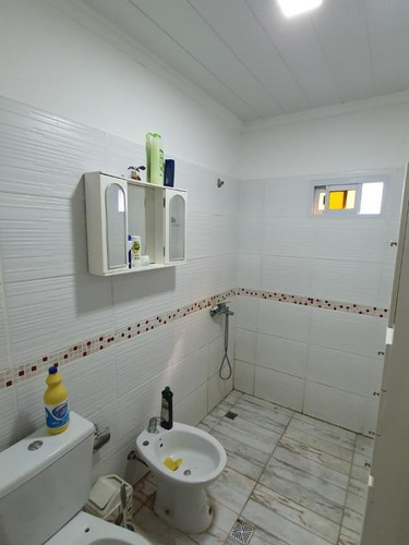 Imagen 22 de 30 de Casa De 3 Dormitorios (96 M2) Local Comercial (114 M2) - Excelente Estado