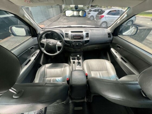 Imagem 7 de 9 de Hilux Cabine Dupla Hilux 2.7 Sr Cd 4x2 (flex) (aut)