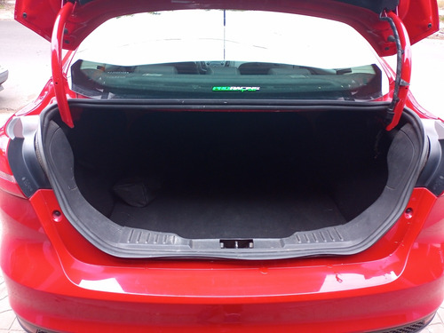 Ford Focus III 1.6 Sedan S