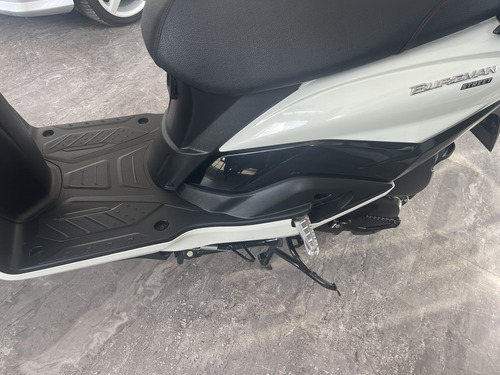 Suzuki Burgman 125