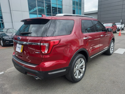 Imagen 5 de 16 de Ford Explorer Limited 7 Pasajeros