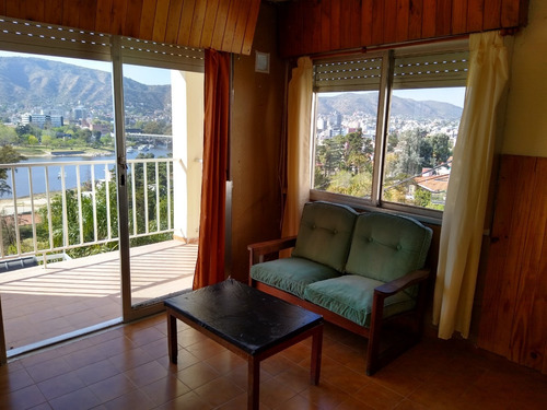 Promo!!! Alquiler Temporada Carlos Paz Con Pileta( Habilitar 15/12 Hasta 20/03) Y Frente Del Lago- Para 4-6 Perosnass