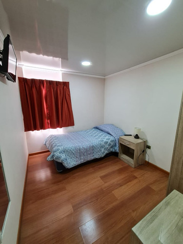 Hostal Con Restaurant Nuevo, Av. Grecia 8hab. 8b.
