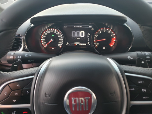 Fiat Cronos 1.8 16v Precision At6 Pack Premium Solo 6.000km
