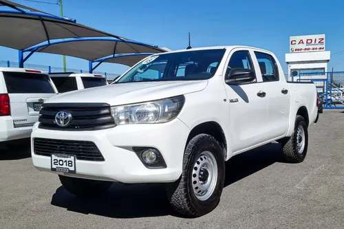 Toyota Hilux 2.8 Tdi Cabina Doble Mt