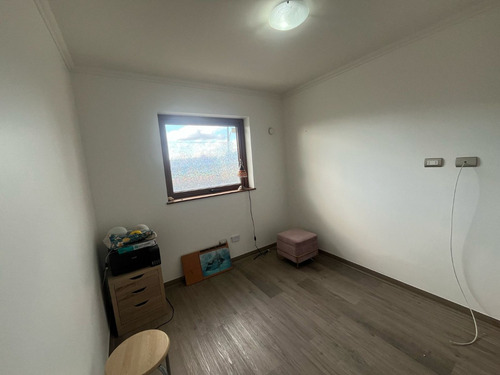 Venta De Moderno Funcional Departamento En Edificio Lumity