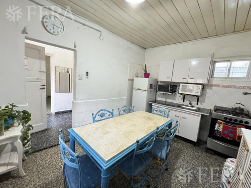Venta Ph 2 Ambientes Con Patio En Villa Dominico