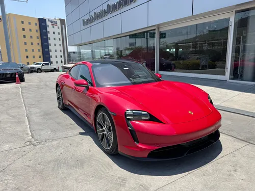 Porsche Taycan 2023