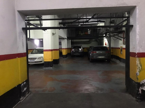 Venta Cochera Cubierta Recoleta