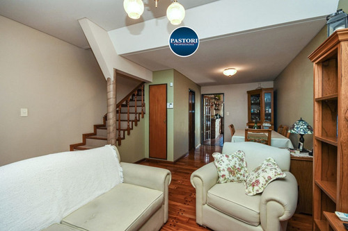 Imagen 4 de 30 de Muy Buen Triplex De 5 Amb C/ Garage Y Patio