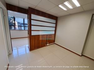 Viña Del Mar Arriendo Oficina Con Estacionamiento