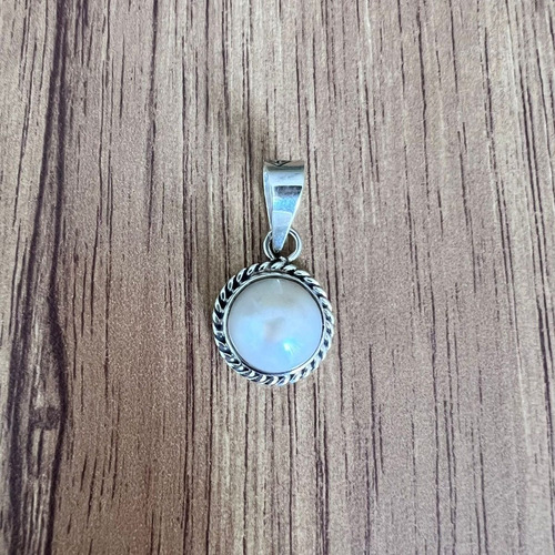 Imagen 6 de 10 de Dije De Perla Natural Cultivada Con Plata 925 Y Oxido Agálea