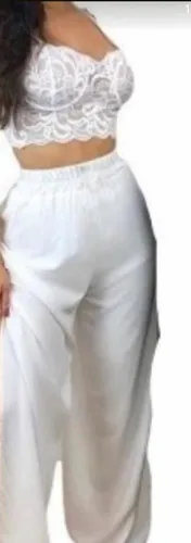 Calça pantalona com hotsell cropped de renda